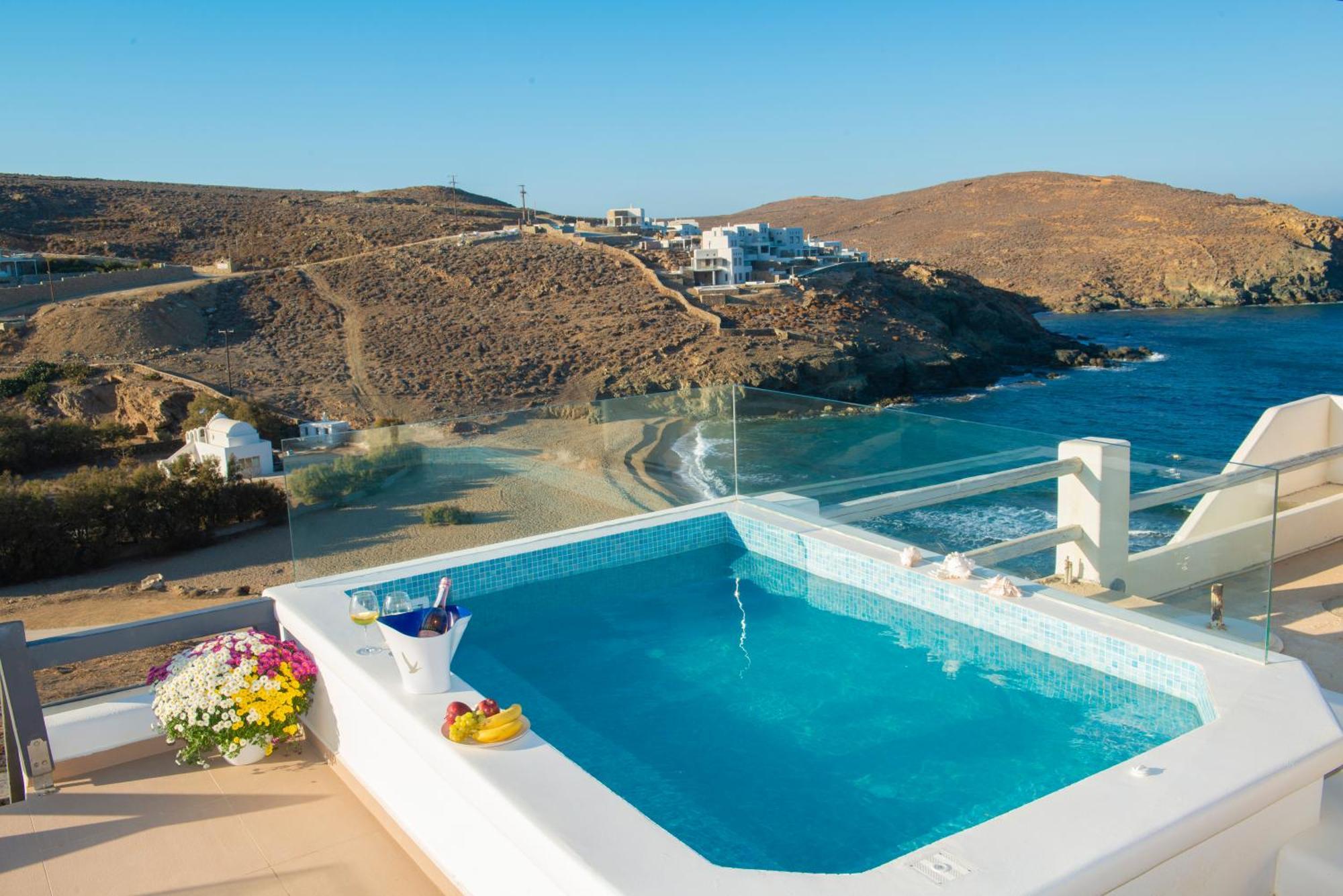 Myrsini'S Luxury Suites Merchia Mykonos Town Exterior photo